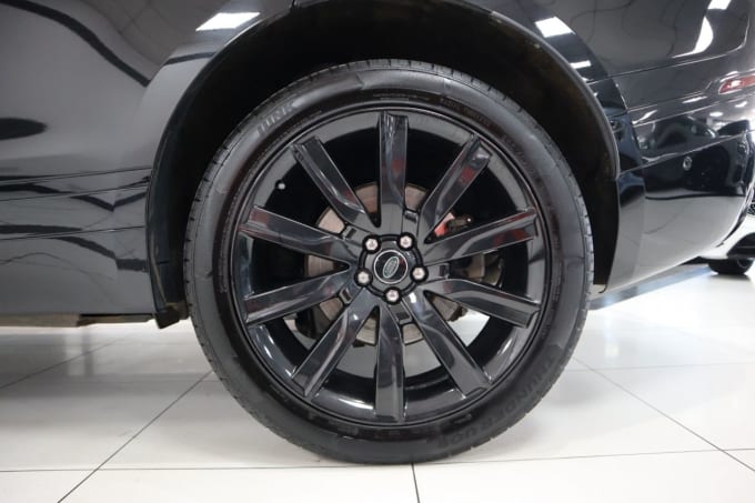 2025 Land Rover Range Rover Velar