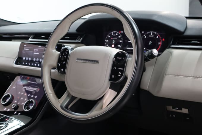 2025 Land Rover Range Rover Velar