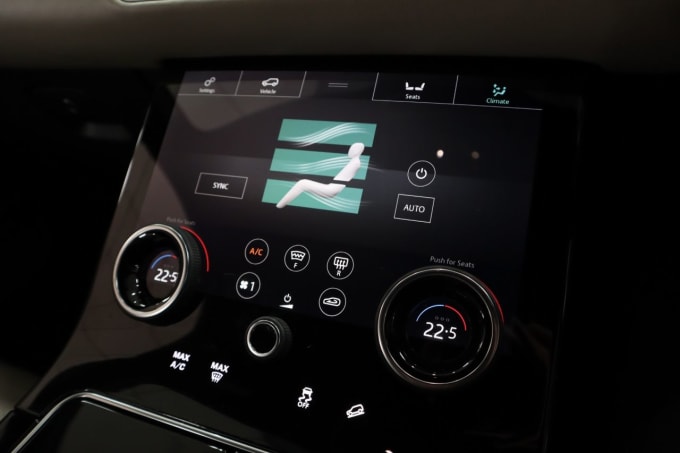 2025 Land Rover Range Rover Velar