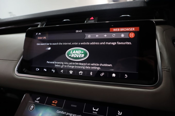 2025 Land Rover Range Rover Velar