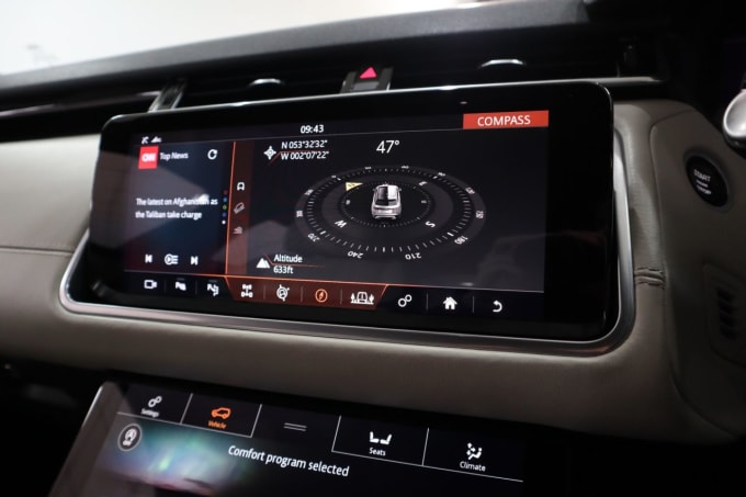 2025 Land Rover Range Rover Velar