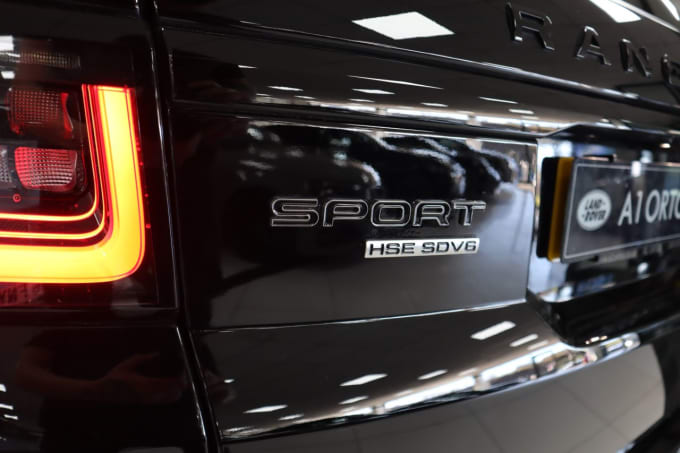 2025 Land Rover Range Rover Sport