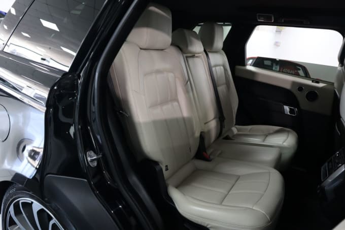 2025 Land Rover Range Rover Sport