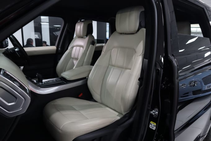 2025 Land Rover Range Rover Sport