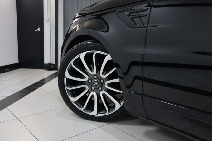 2025 Land Rover Range Rover Sport