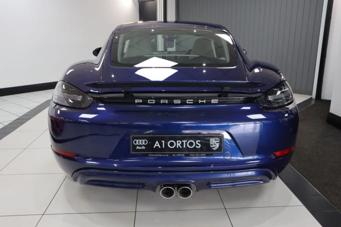 2025 Porsche 718 Cayman