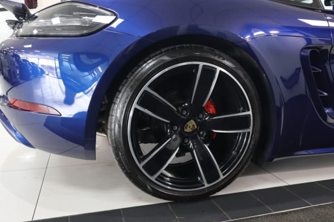 2025 Porsche 718 Cayman