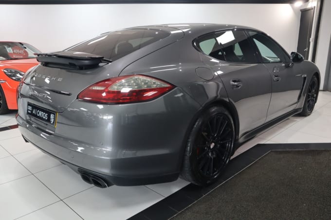 2025 Porsche Panamera
