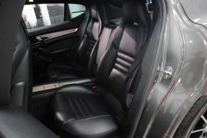 2025 Porsche Panamera