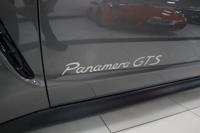 2025 Porsche Panamera