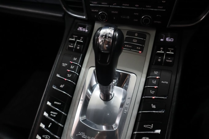 2025 Porsche Panamera