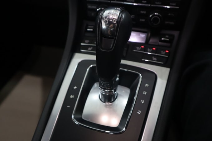 2025 Porsche Cayman