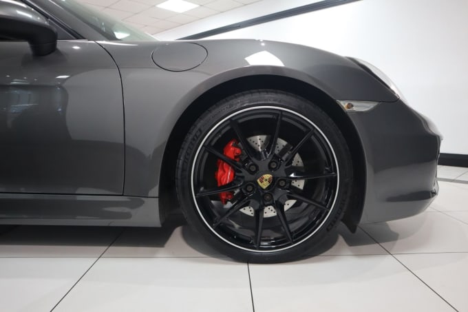 2025 Porsche Cayman