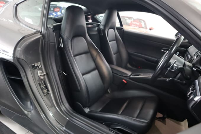2025 Porsche Cayman