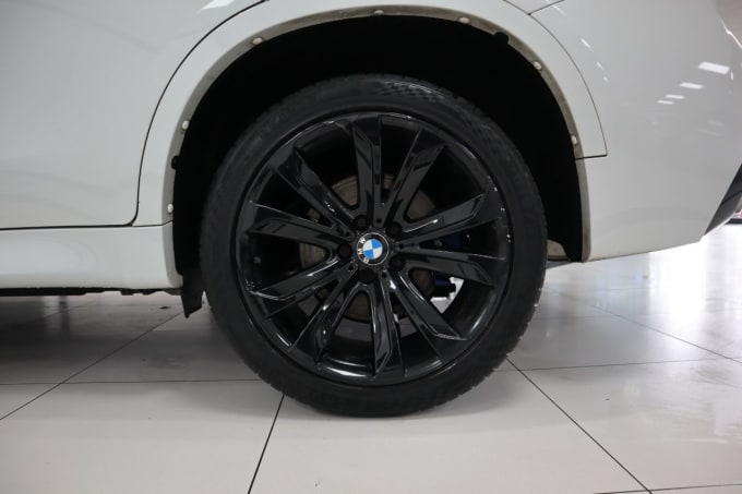 2025 BMW X6