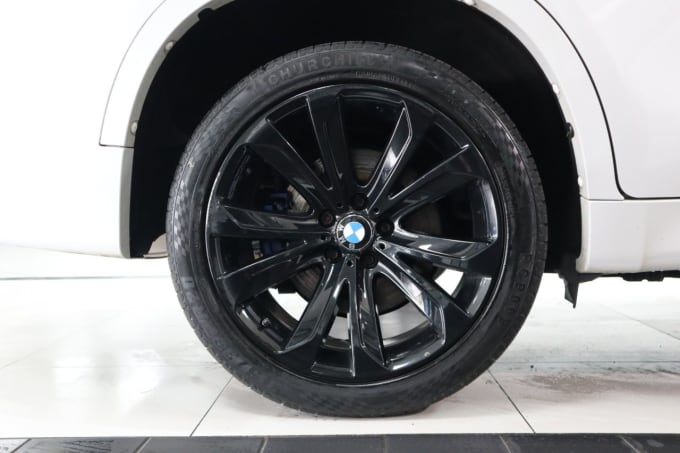 2025 BMW X6