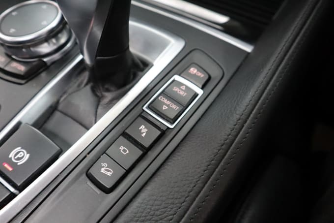 2025 BMW X6