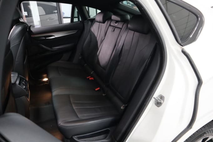 2025 BMW X6