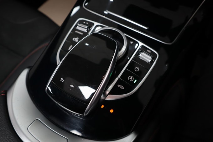 2025 Mercedes-benz Glc Class
