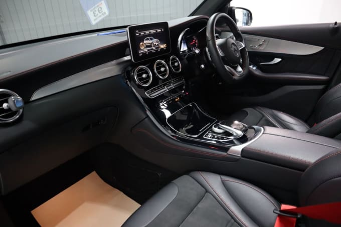 2025 Mercedes-benz Glc Class