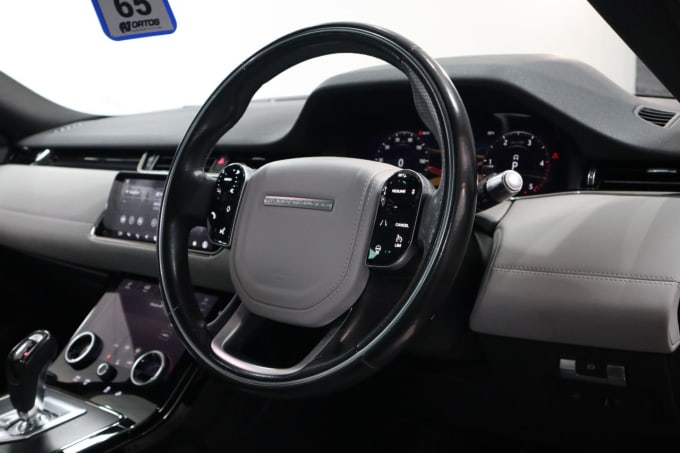 2025 Land Rover Range Rover Evoque