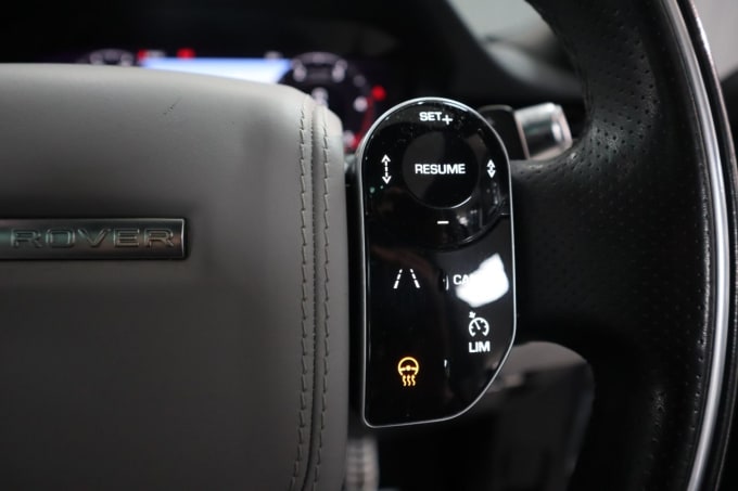 2025 Land Rover Range Rover Evoque