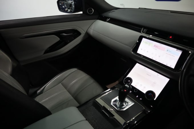 2025 Land Rover Range Rover Evoque