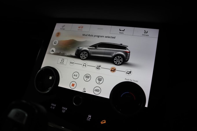 2025 Land Rover Range Rover Evoque