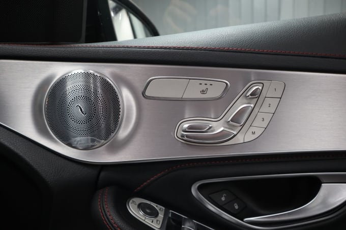 2025 Mercedes-benz C-class