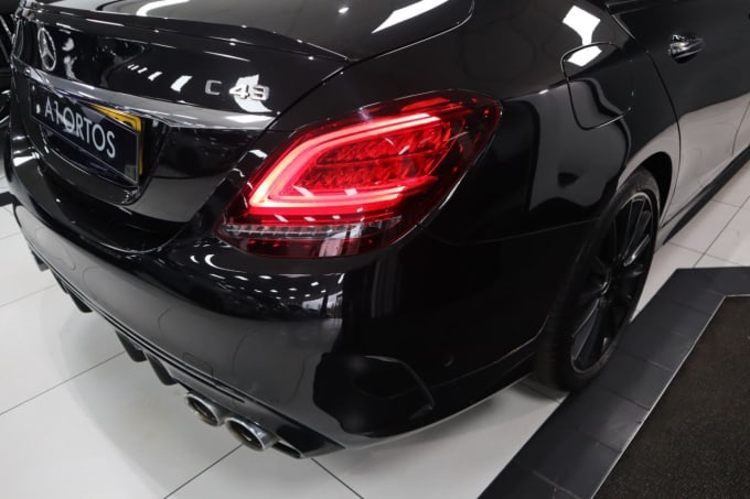 2025 Mercedes-benz C-class