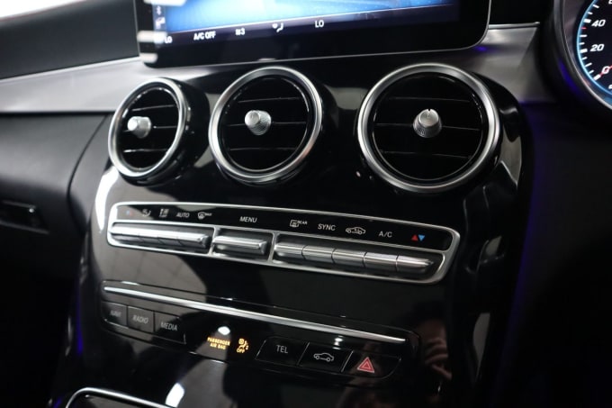 2025 Mercedes-benz C-class