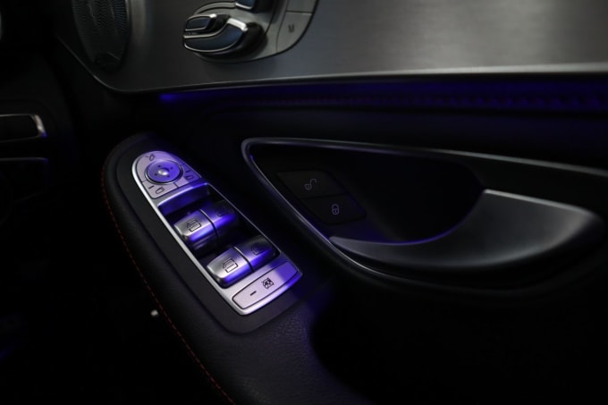 2025 Mercedes-benz C-class