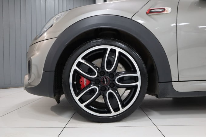 2025 Mini Hatch