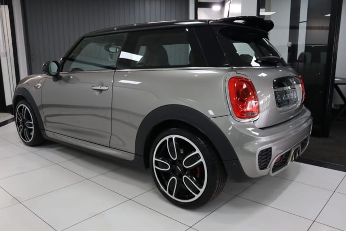 2025 Mini Hatch