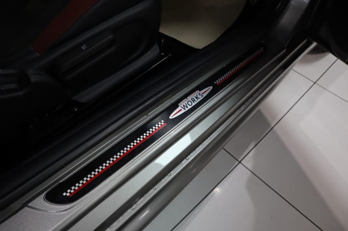 2025 Mini Hatch