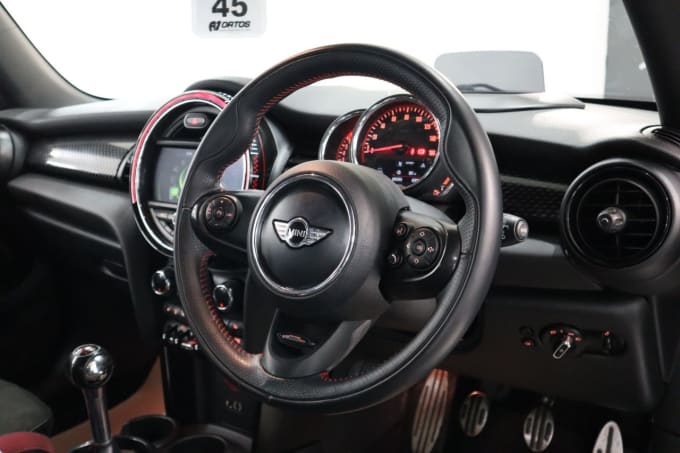 2025 Mini Hatch