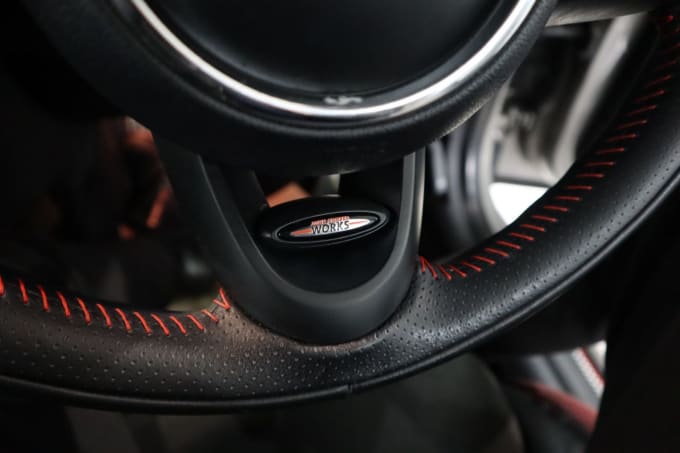 2025 Mini Hatch