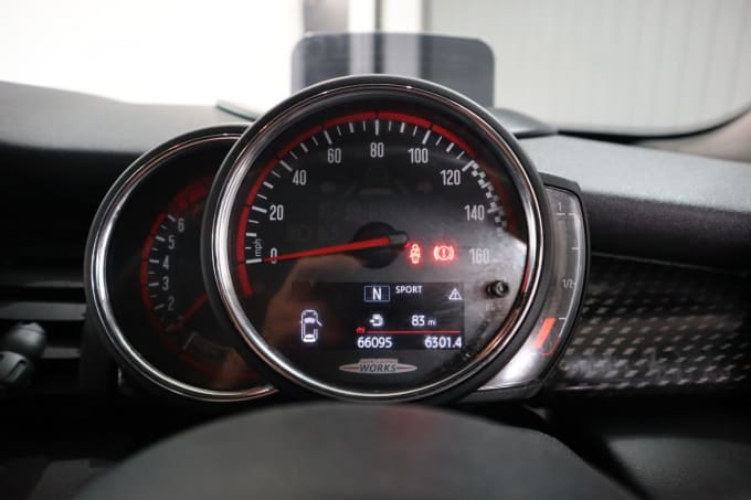 2025 Mini Hatch