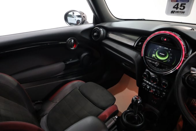 2025 Mini Hatch