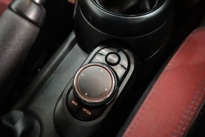 2025 Mini Hatch