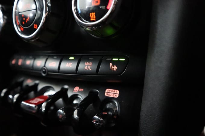 2025 Mini Hatch