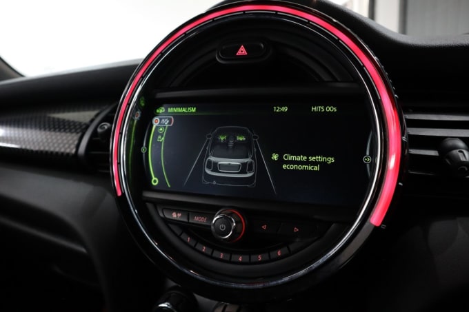 2025 Mini Hatch