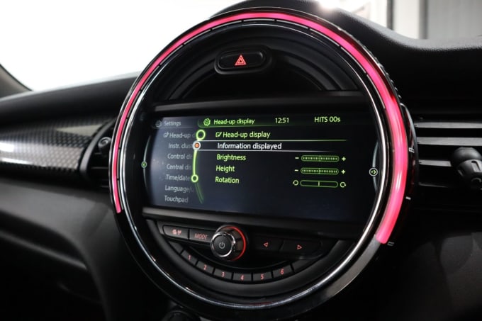 2025 Mini Hatch