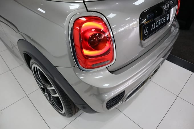 2025 Mini Hatch