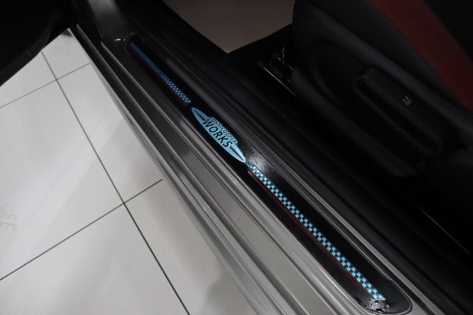 2025 Mini Hatch