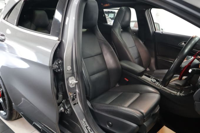 2025 Mercedes-benz Gla-class