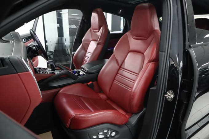 2025 Porsche Cayenne