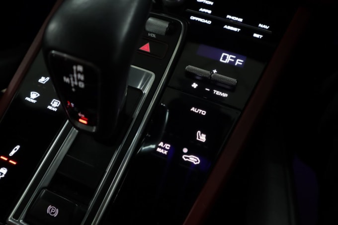 2025 Porsche Cayenne