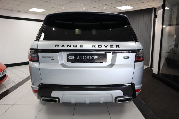 2025 Land Rover Range Rover Sport