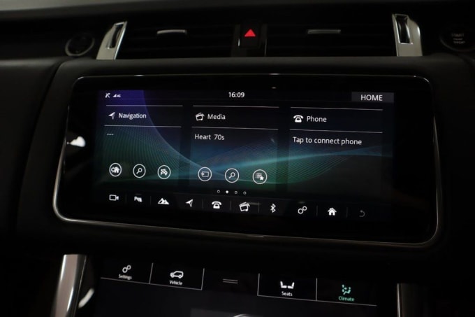 2025 Land Rover Range Rover Sport
